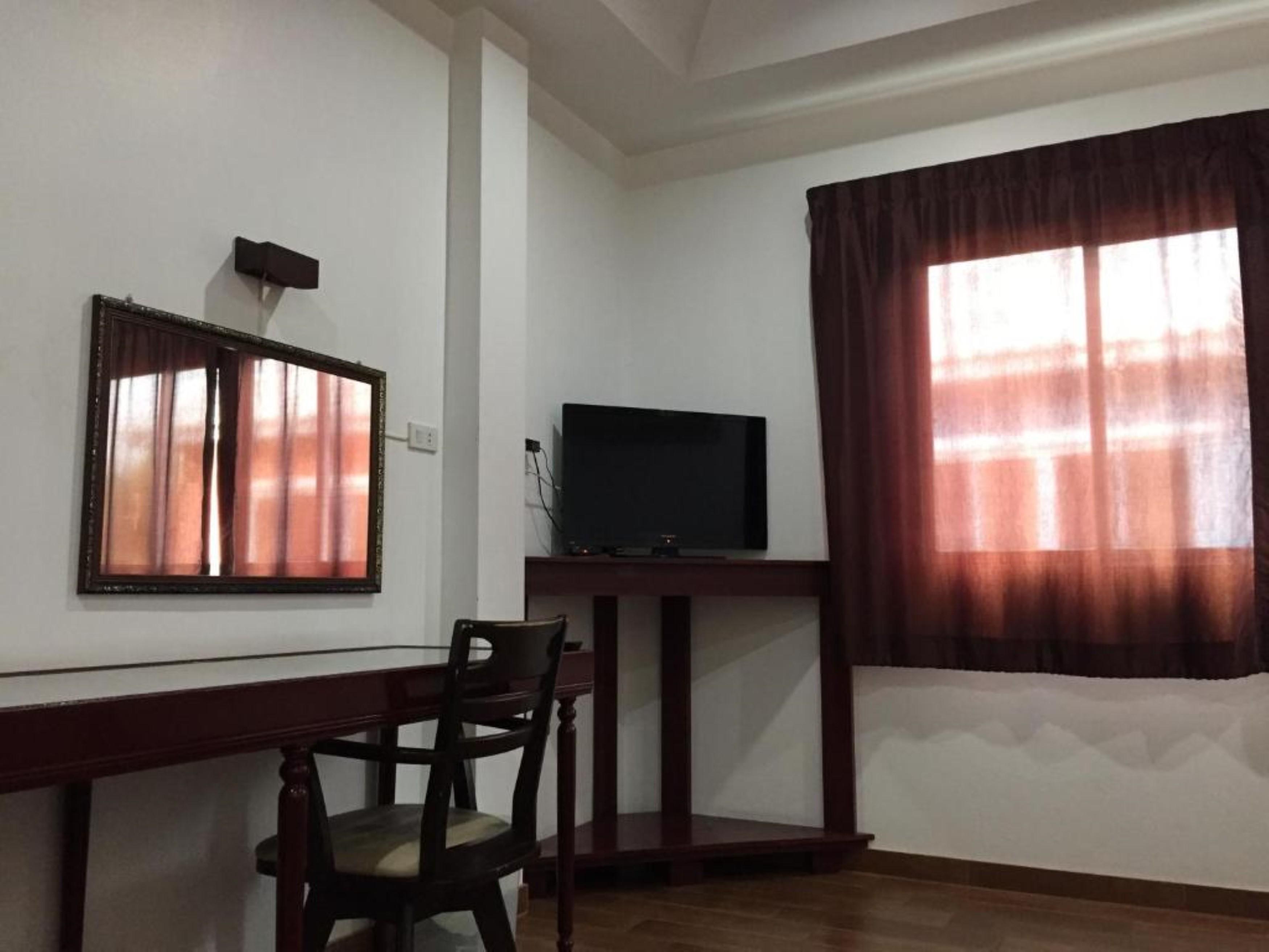 Hotel Issara House Bangkok Esterno foto